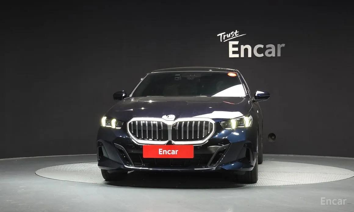 BMW 5 Series 2023 520i M Sport
