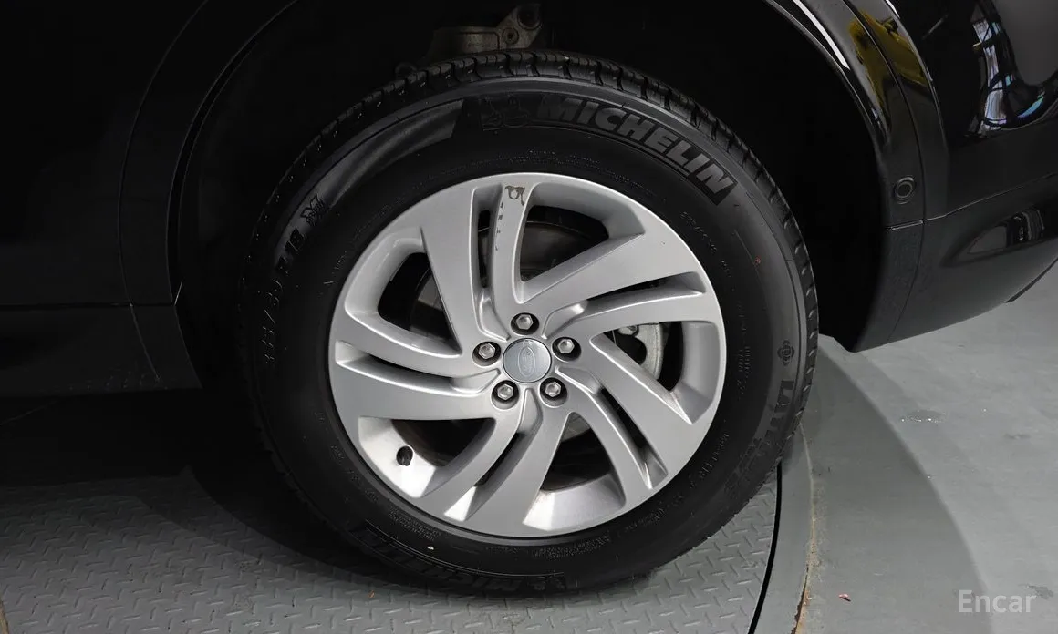 Фото 21 - Land Rover Discovery Sport