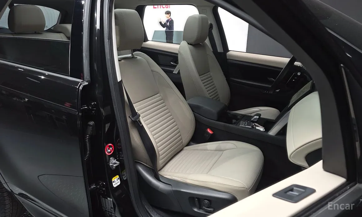 Фото 26 - Land Rover Discovery Sport