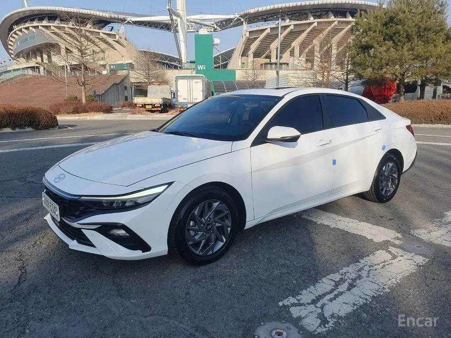Hyundai Avante 2023 1.6