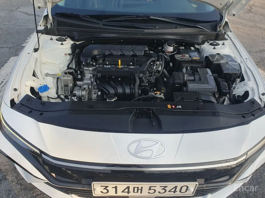 Hyundai Avante 2023 1.6