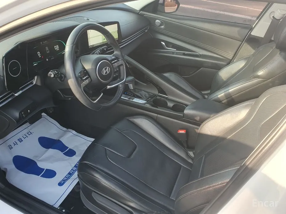 Hyundai Avante 2023 1.6