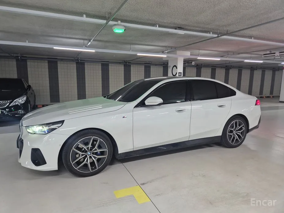 2023 BMW 5 Series