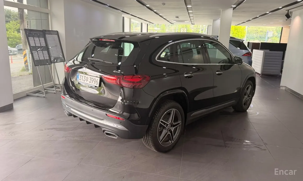 Mercedes-Benz GLA-Class 2020 GLA250 4MATIC