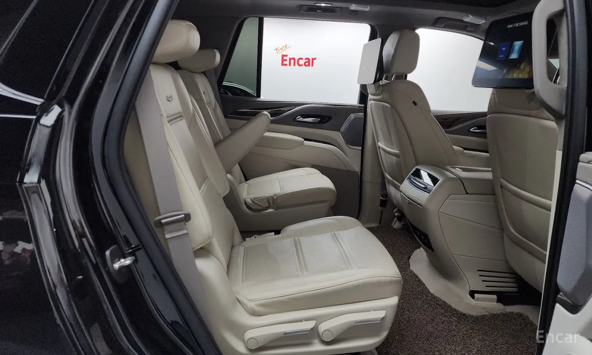 Cadillac Escalade 2021 6.2