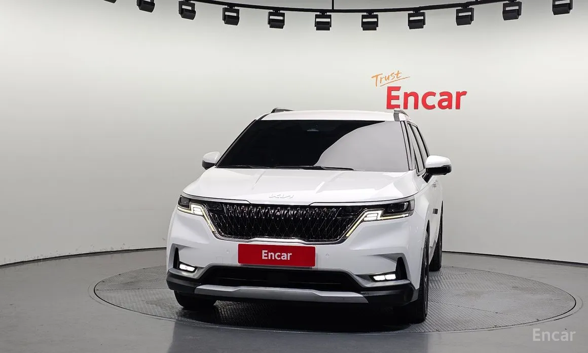 صورة 3 - Kia Carnival