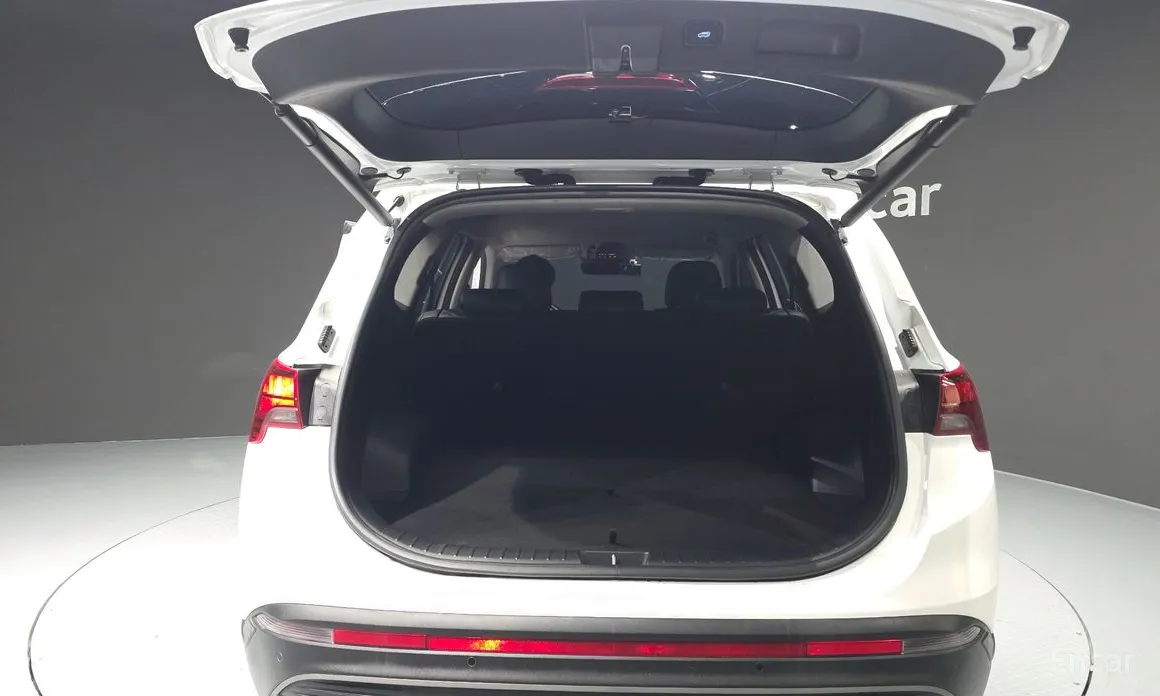 Фото 20 - Hyundai Santa Fe