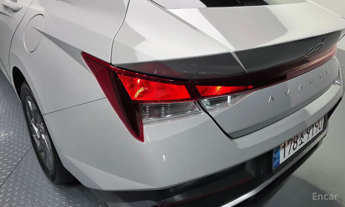 Hyundai Avante 2023 1.6