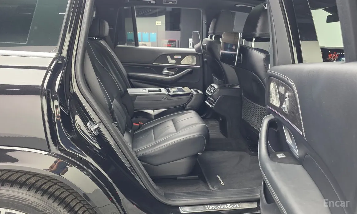 Photo 12 - Mercedes-Benz GLS-Class
