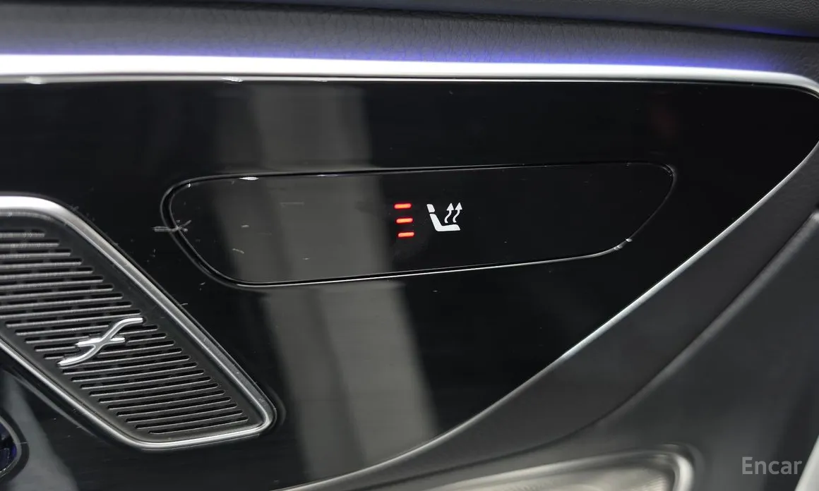 Mercedes-Benz GLC-Class 2023 GLC300 4MATIC AMG Line