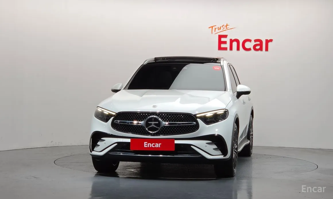 Mercedes-Benz GLC-Class 2023 GLC300 4MATIC AMG Line