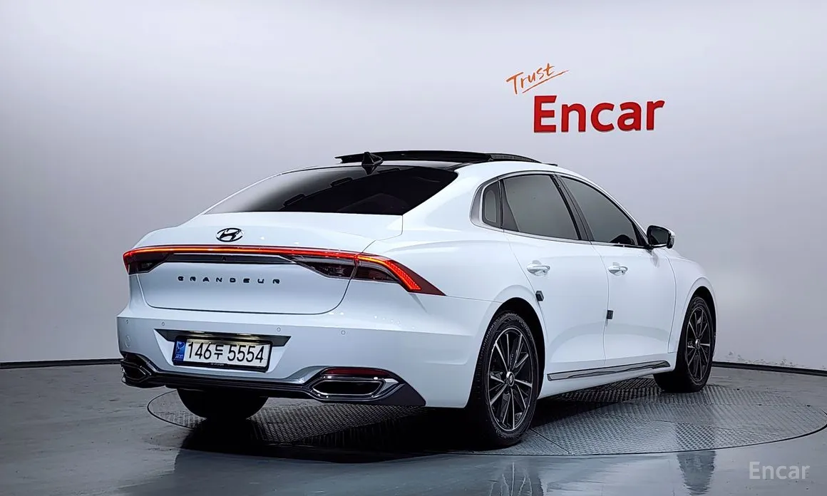 Zdjęcie 2 - Hyundai Grandeur