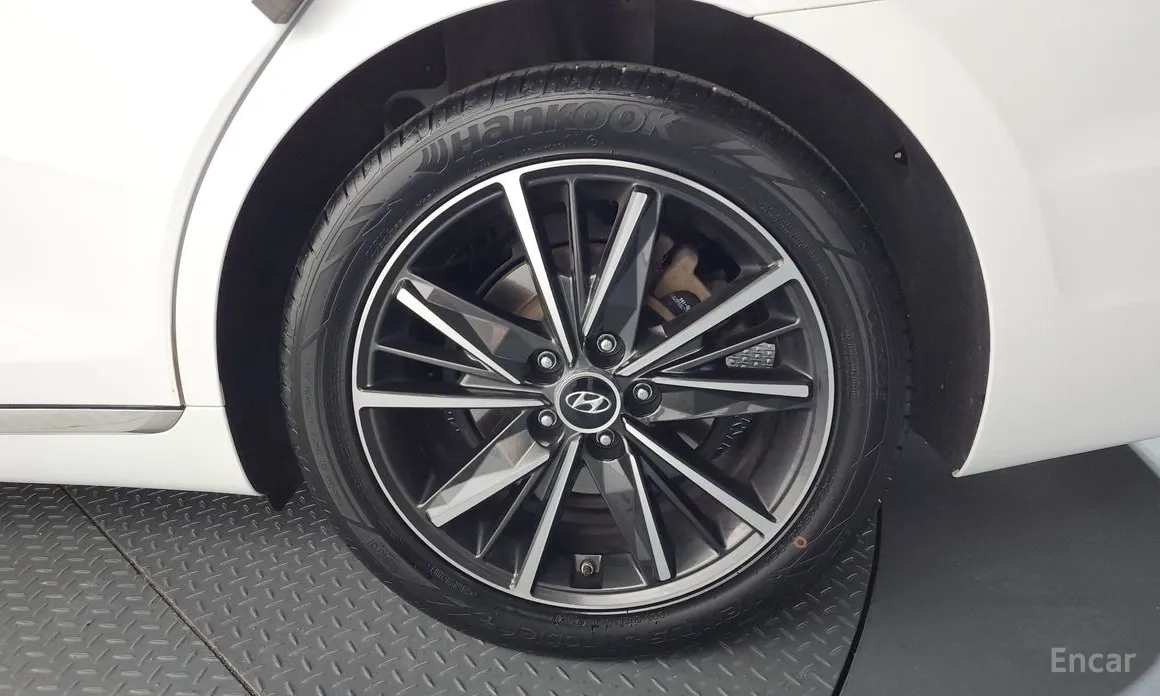 Zdjęcie 21 - Hyundai Grandeur