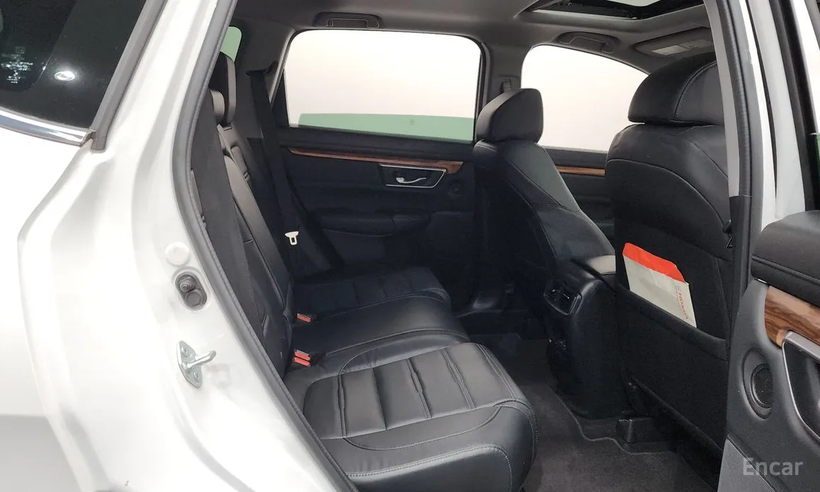 Фото 11 - Honda CR-V