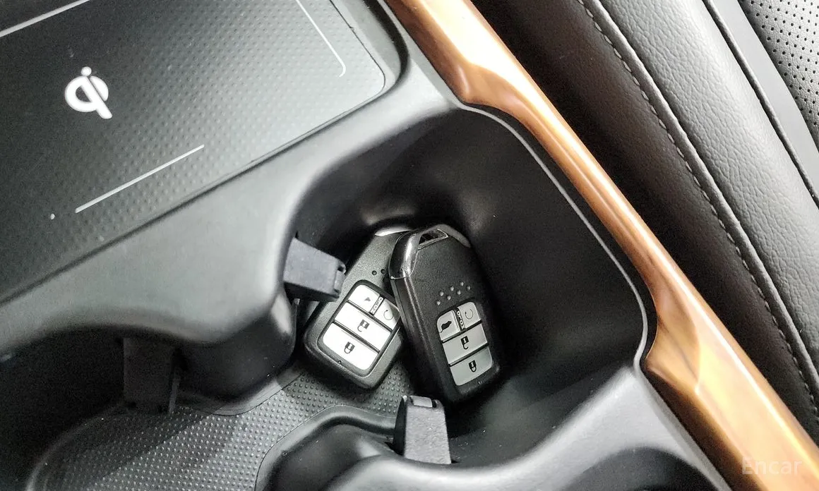 Фото 32 - Honda CR-V
