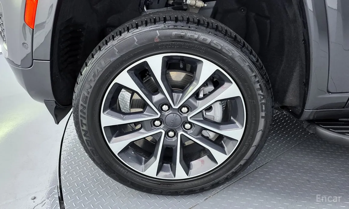 Jeep Cherokee 2021 3.6 Overland