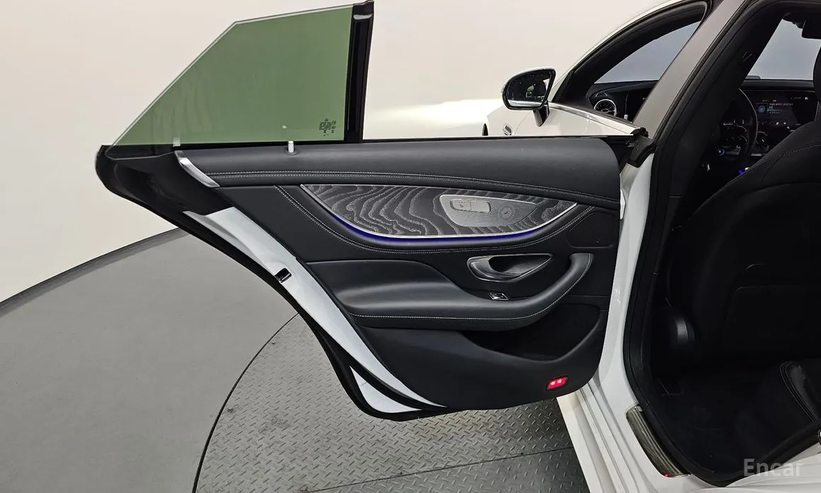 Фото 25 - Mercedes-Benz AMG GT