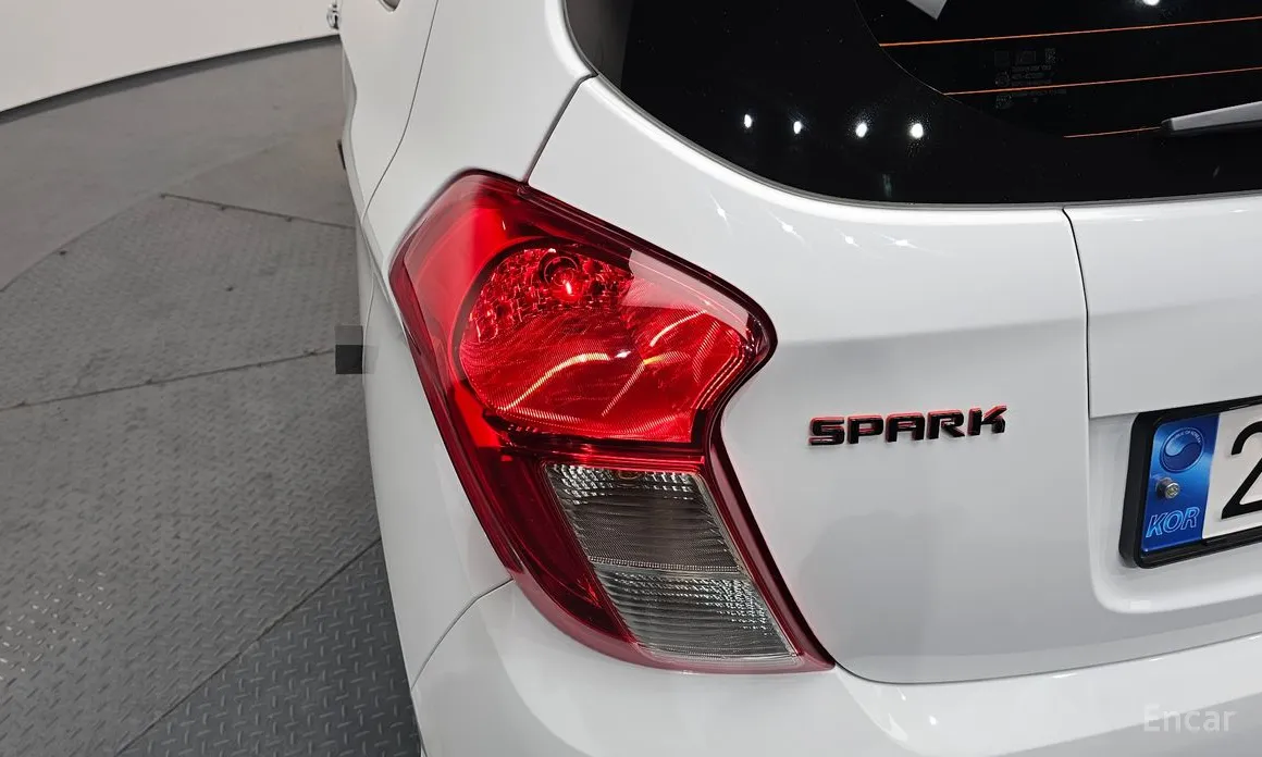 Chevrolet Spark 2018 Red Pick Edition