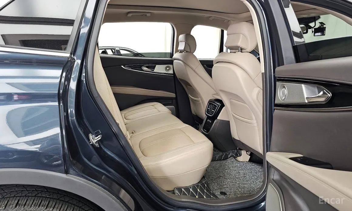 Lincoln Nautilus 2019 2.7 202A AWD
