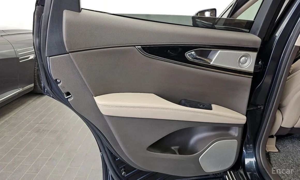 Lincoln Nautilus 2019 2.7 202A AWD