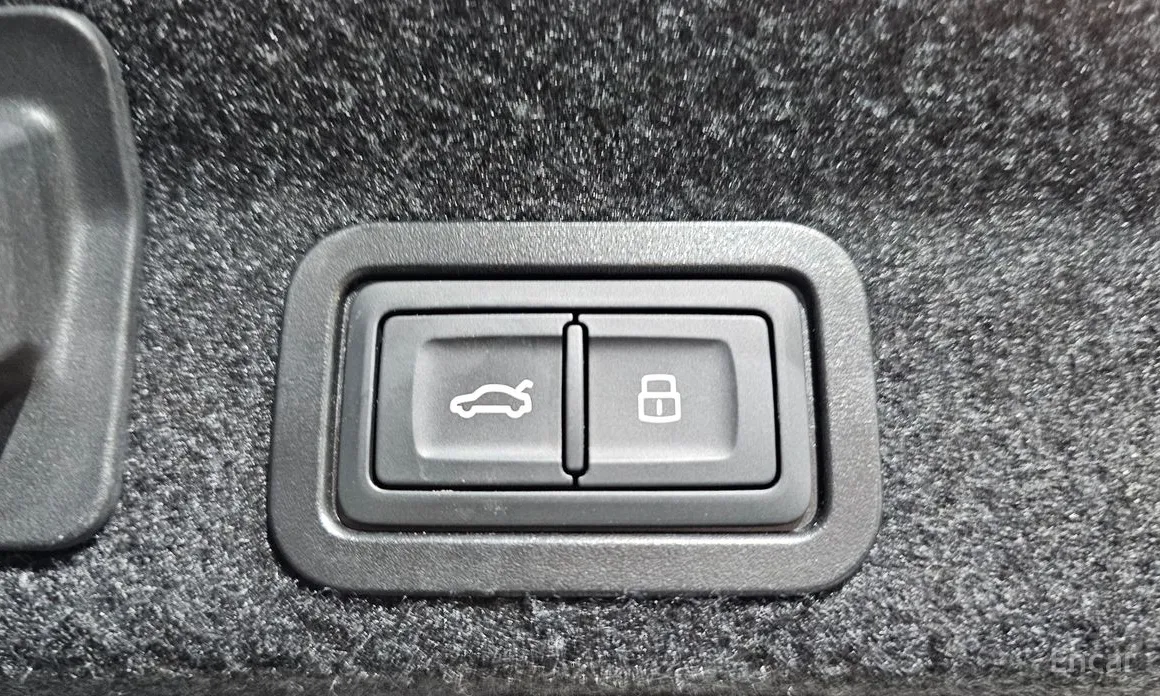 Фото 30 - Audi A6