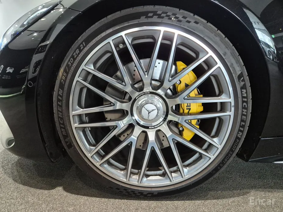 2025 Mercedes-Benz AMG GT