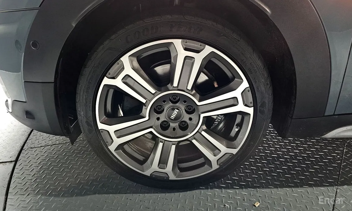 Фото 5 - Mini Countryman