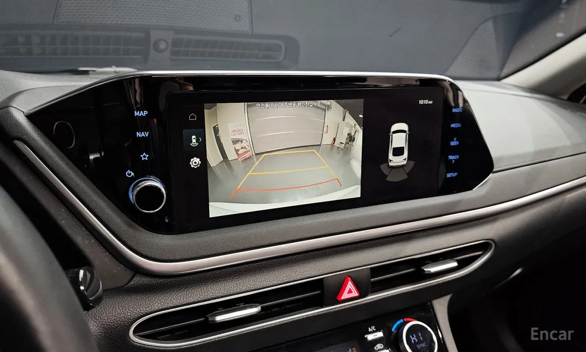 Photo 17 - Hyundai Sonata