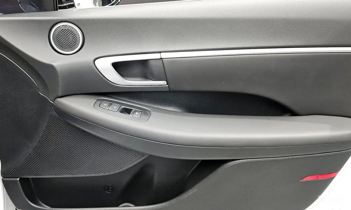 Photo 24 - Hyundai Sonata