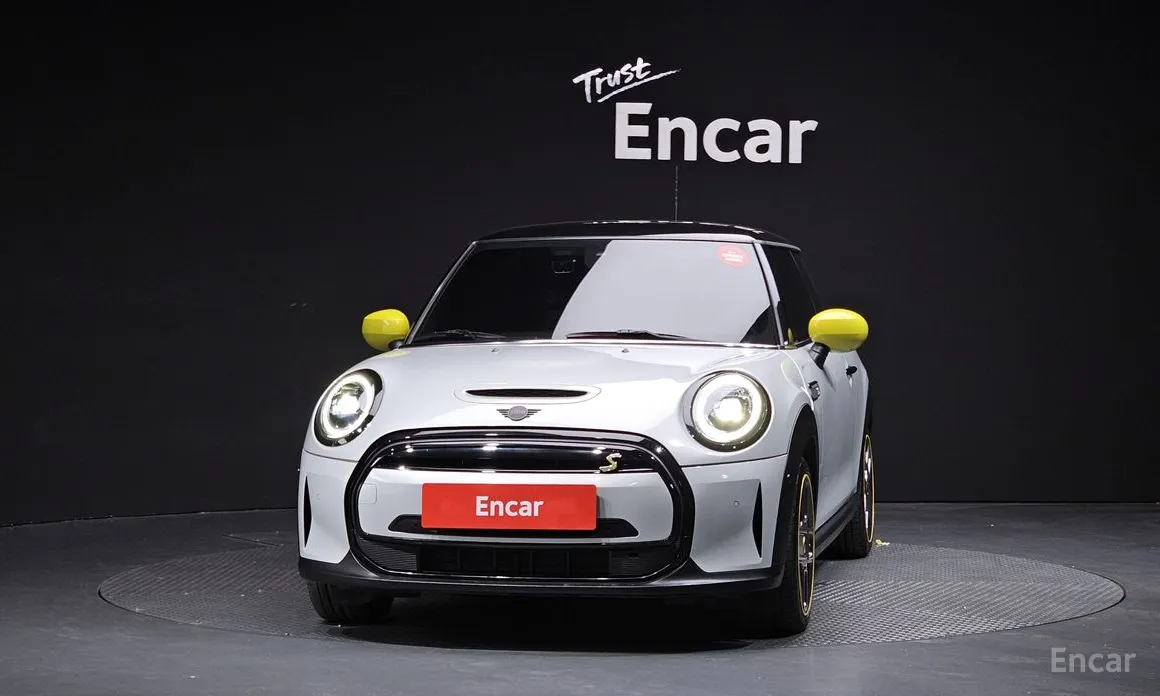 Фото 3 - Mini Cooper