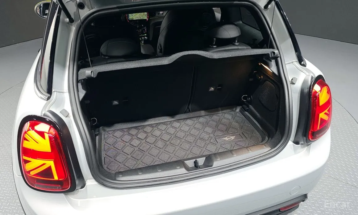 Фото 30 - Mini Cooper