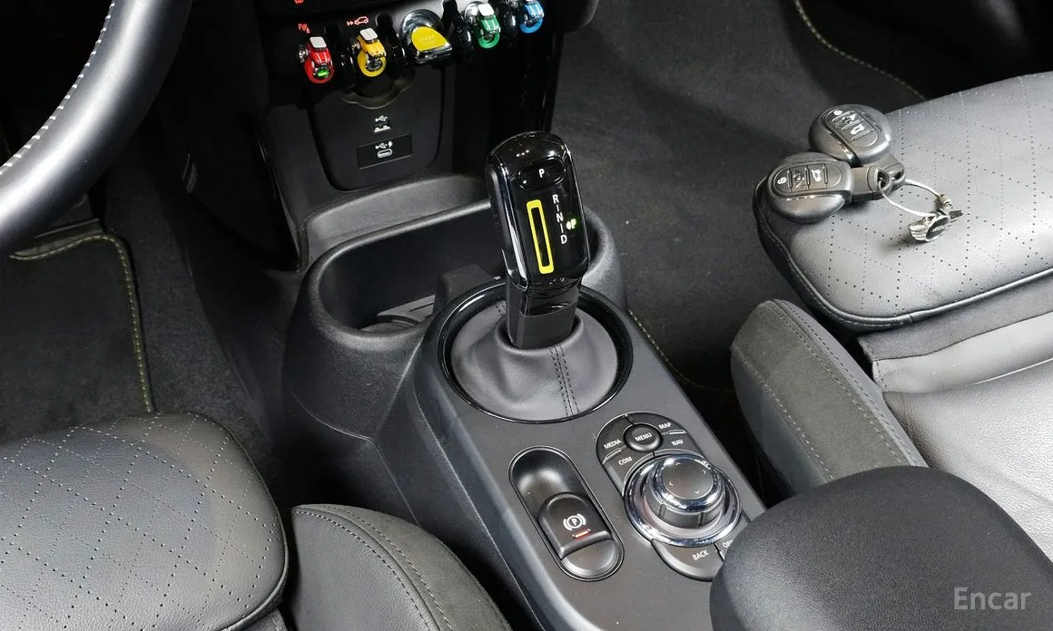 Фото 9 - Mini Cooper