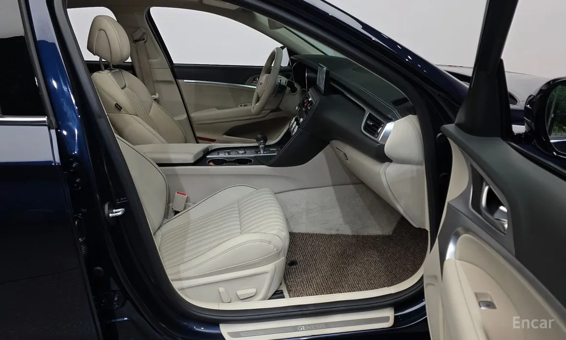Genesis G70 2020 Gasoline 2.0T 2WD