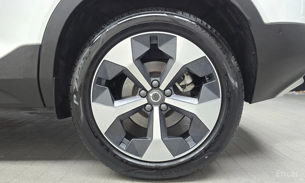 Volvo XC40 2018 B4 Ultra Bright