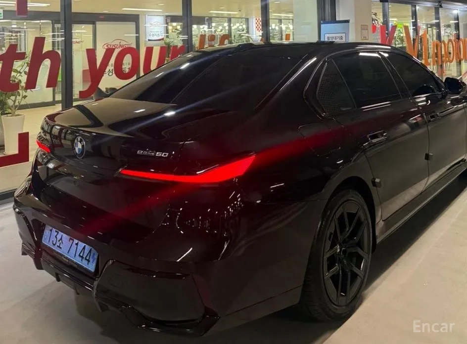 BMW i7 2022 eDrive 50 M Sport