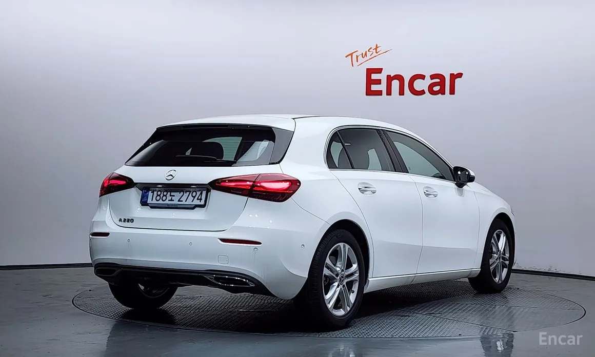 Фото 2 - Mercedes-Benz A-Class