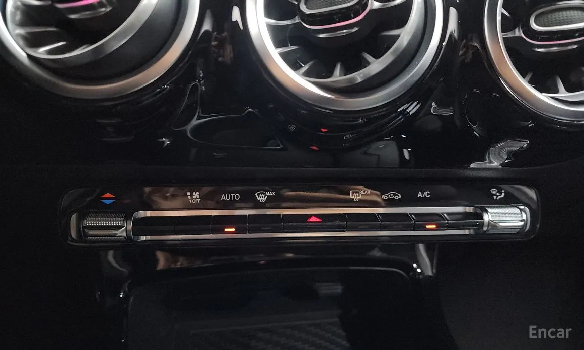 Фото 28 - Mercedes-Benz A-Class