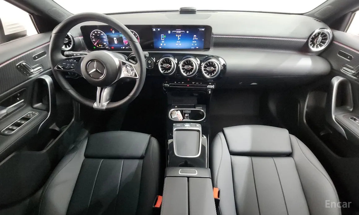 Фото 7 - Mercedes-Benz A-Class