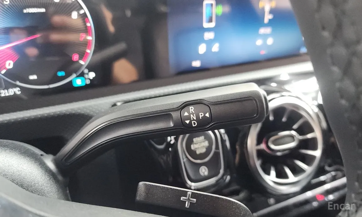 Фото 9 - Mercedes-Benz A-Class
