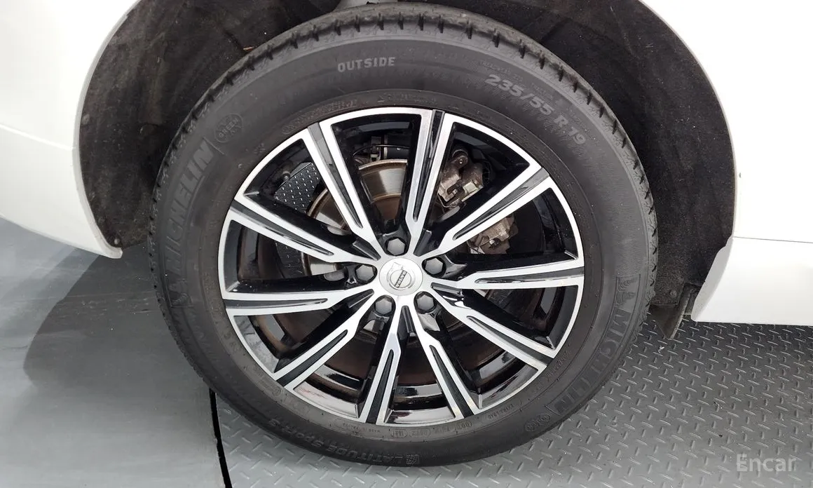 2017 Volvo XC60