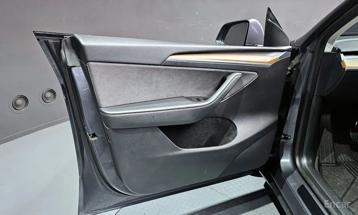 Tesla Model Y 2020 RWD