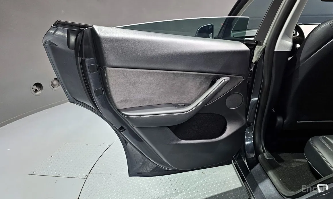 Tesla Model Y 2020 RWD