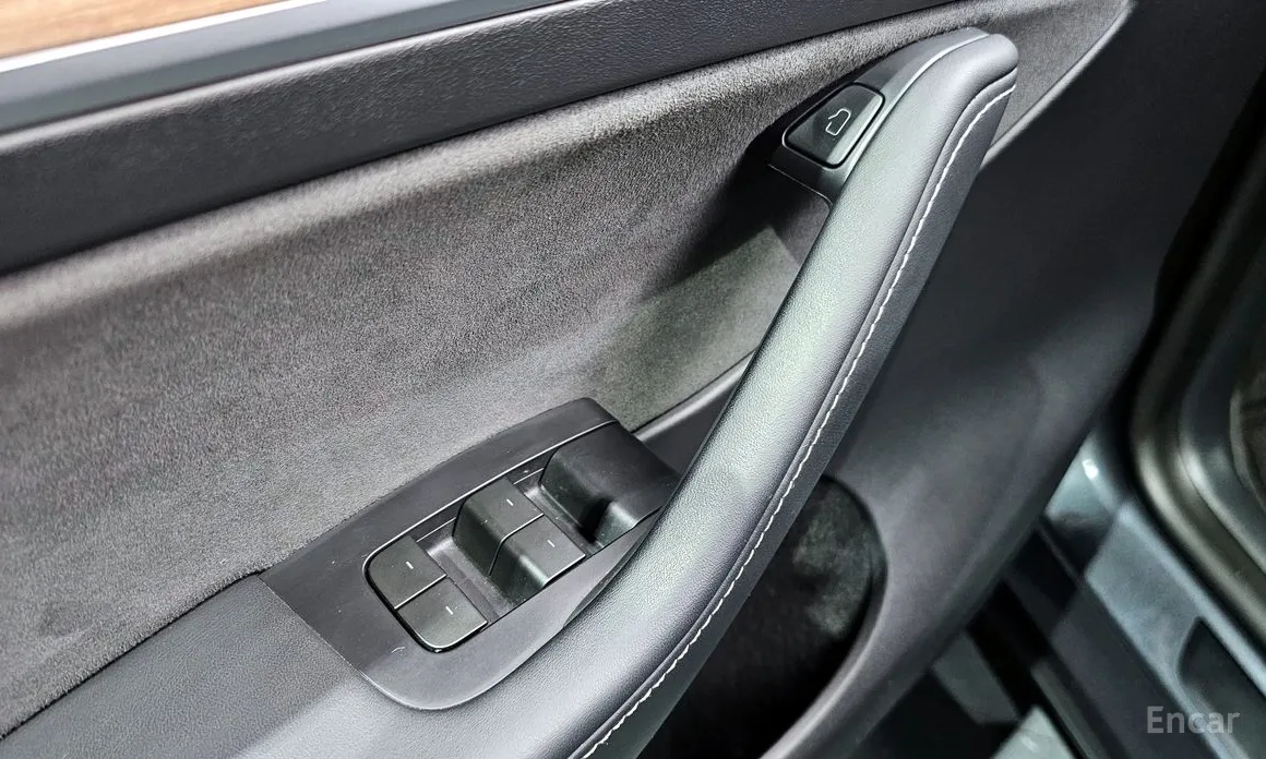 Tesla Model Y 2020 RWD