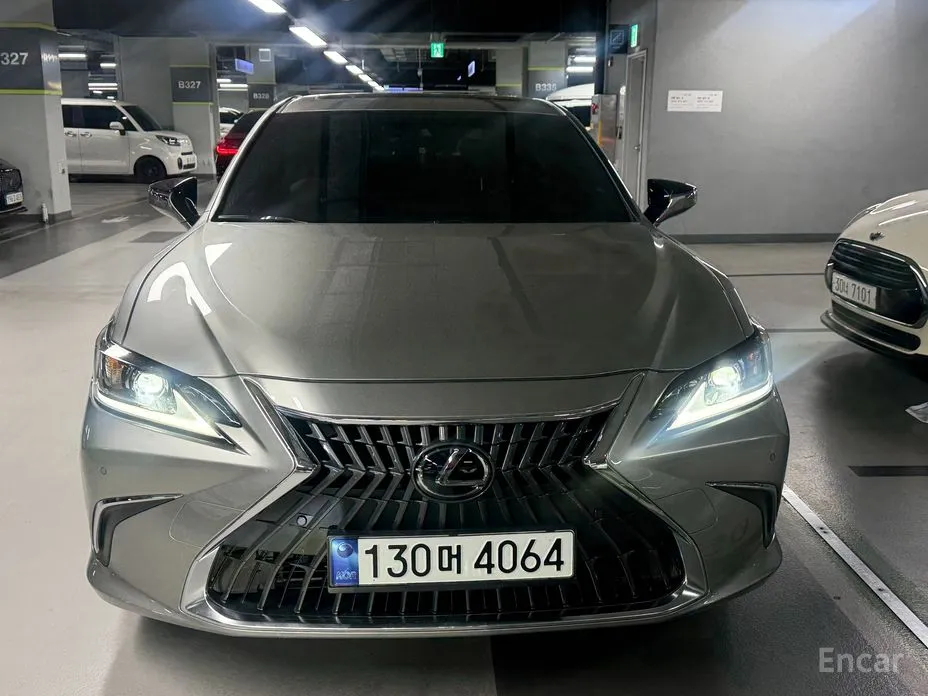 Lexus ES 2018 Luxury Plus