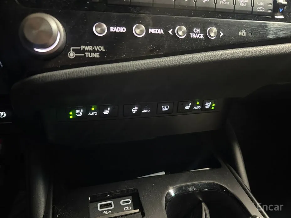Lexus ES 2018 Luxury Plus