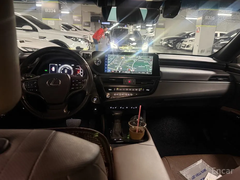 Lexus ES 2018 Luxury Plus