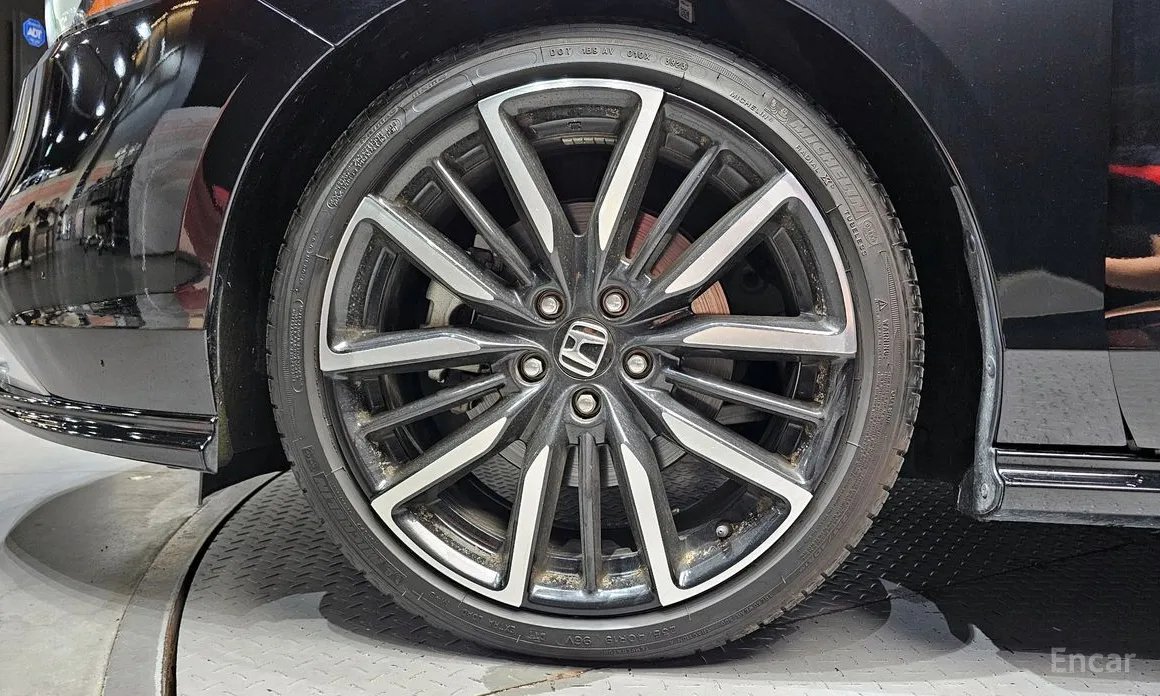 Honda Accord 2023 2.0 Hybrid Touring