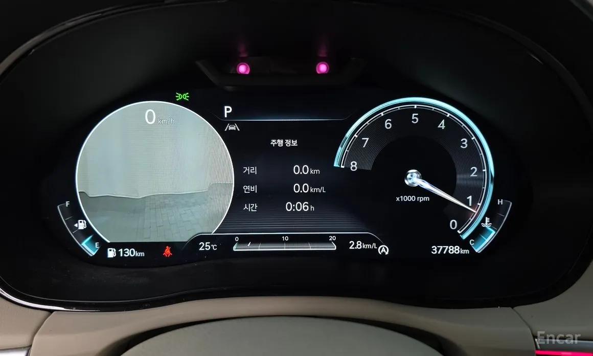 Фото 8 - Genesis GV70