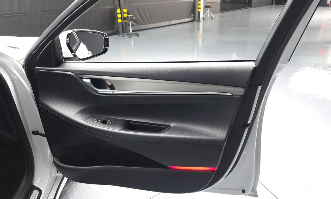 Zdjęcie 24 - Hyundai Grandeur