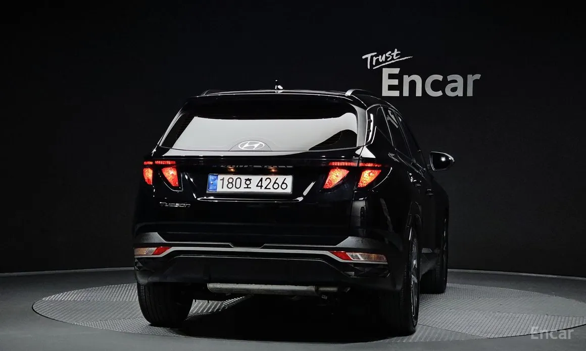 Photo 4 - Hyundai Tucson